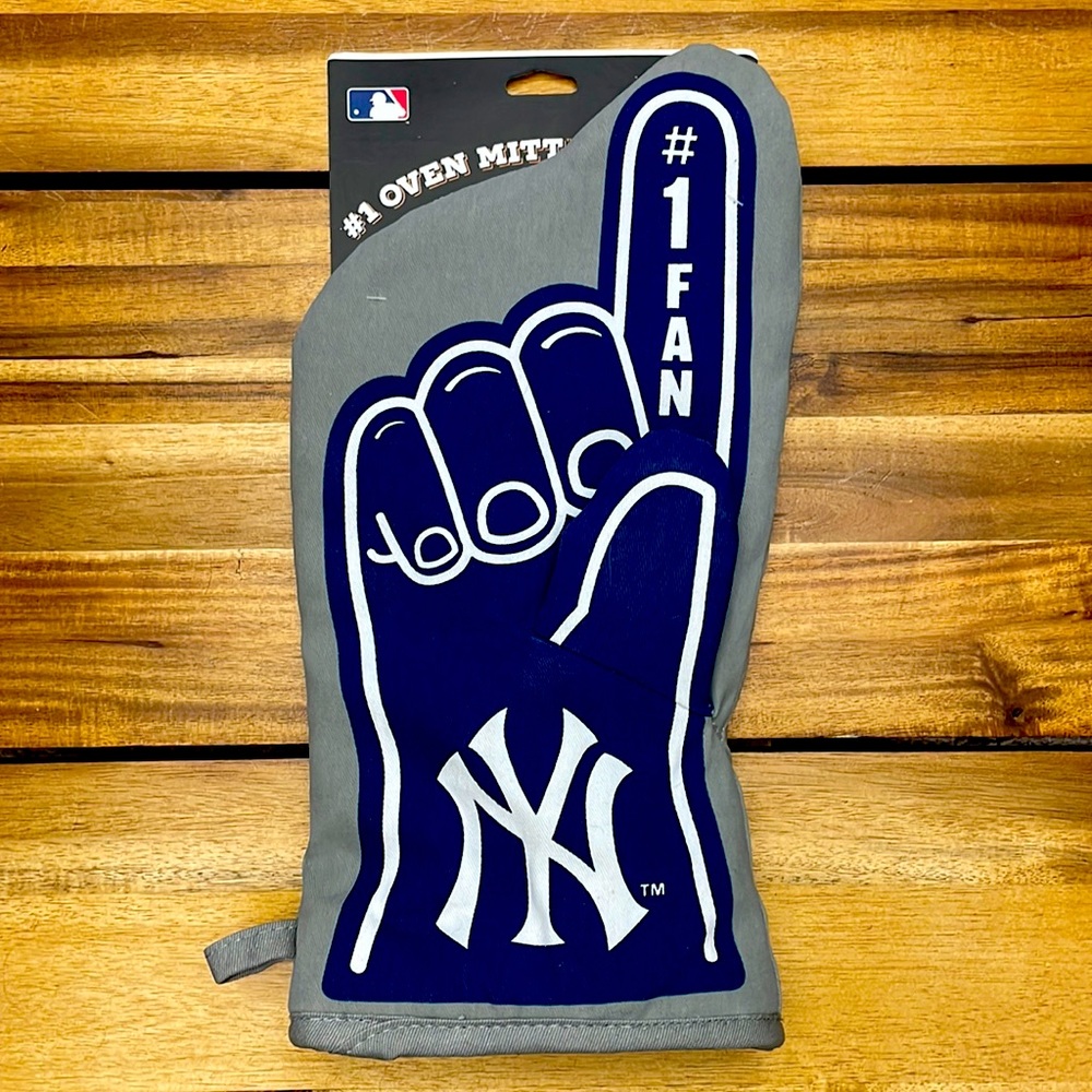 Yankees Oven Mit